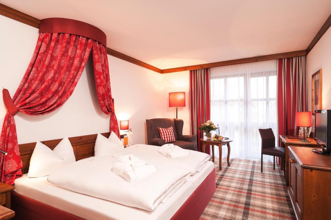 Hotel Fuerstenhof - Wellness- Und Golfhotel Bad Griesbach  Zewnętrze zdjęcie