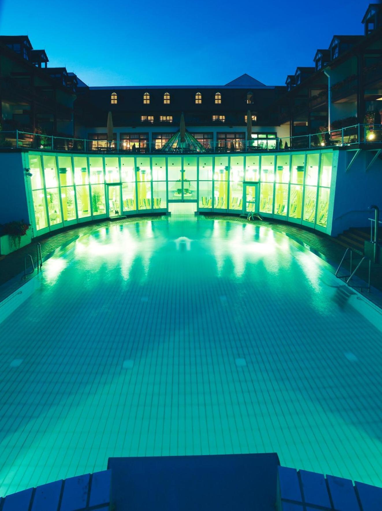 Hotel Fuerstenhof - Wellness- Und Golfhotel Bad Griesbach  Zewnętrze zdjęcie