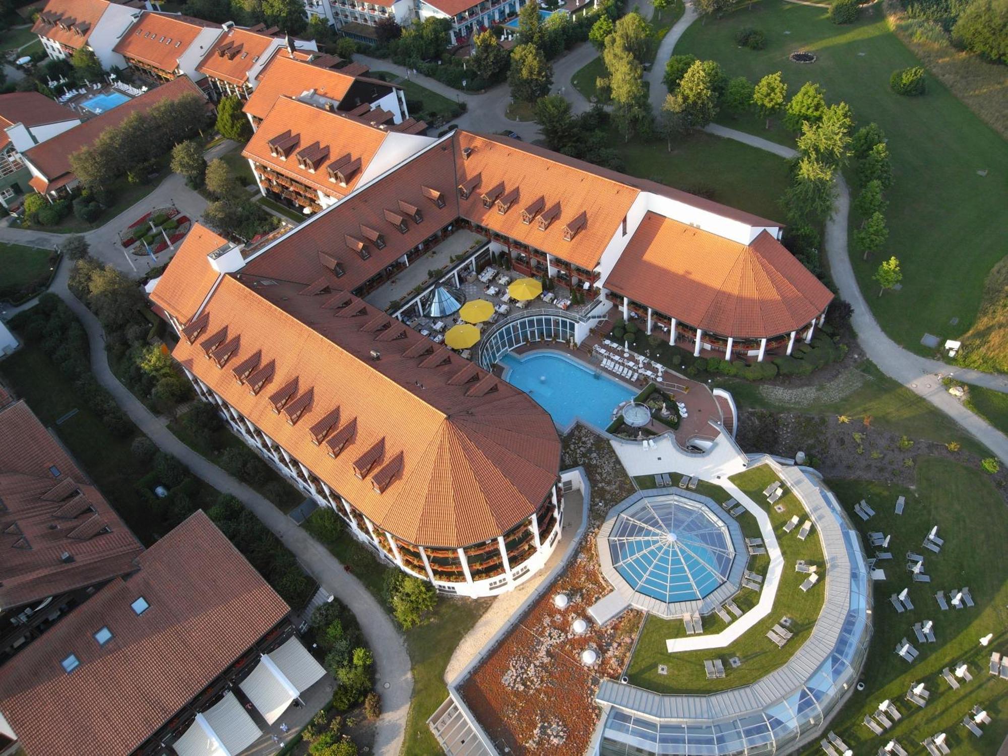 Hotel Fuerstenhof - Wellness- Und Golfhotel Bad Griesbach  Zewnętrze zdjęcie
