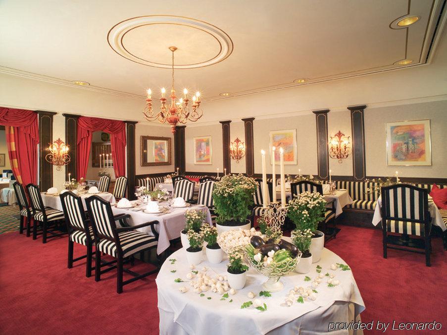 Hotel Fuerstenhof - Wellness- Und Golfhotel Bad Griesbach  Restauracja zdjęcie